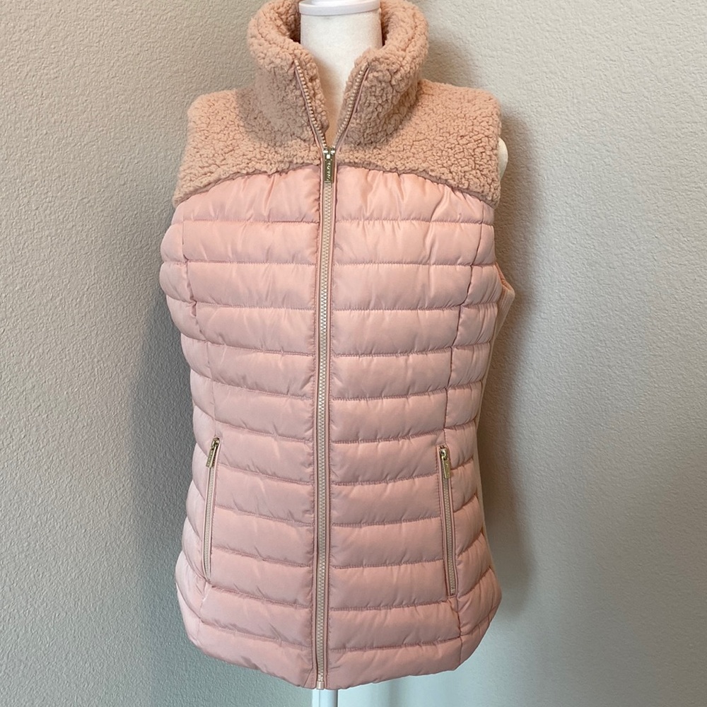 Sleeveless Calvin Klein Puffy in Blush. Brand New.